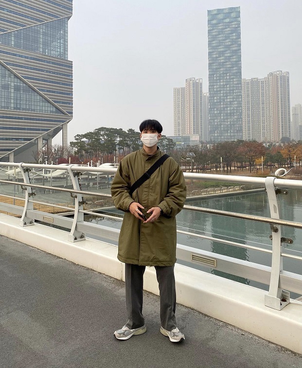 男生秋冬旅游服装搭配,微胖男生穿衣搭配秋冬