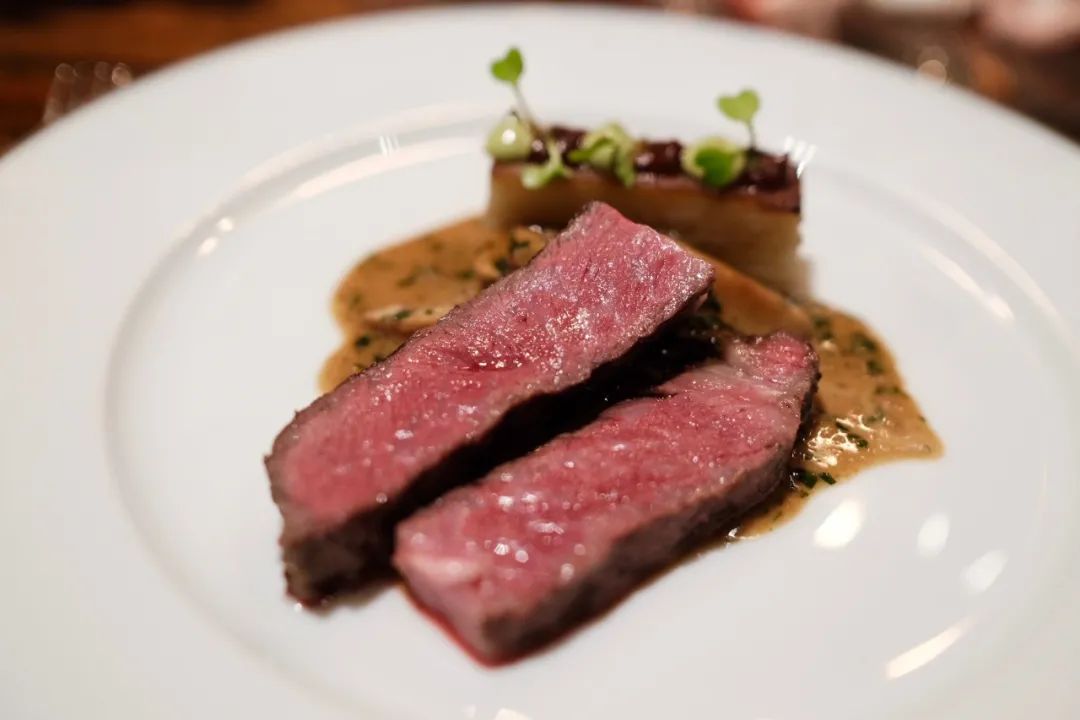 吃这两顿饭，需要二十万里挑一的好运气