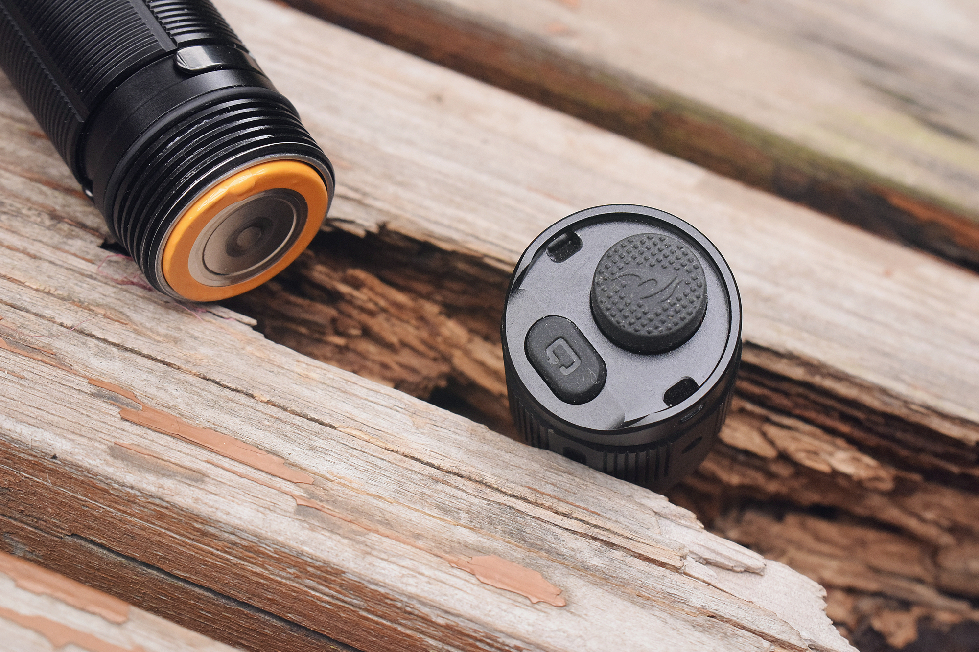 性能强悍再升级，Fenix菲尼克斯TK20RV2.0战术手电体验