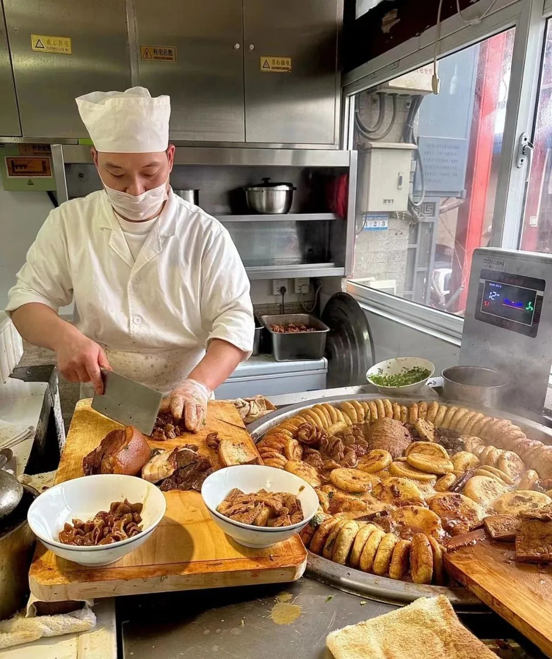 老北京人的最爱豆汁,老北京人最爱的卤煮店