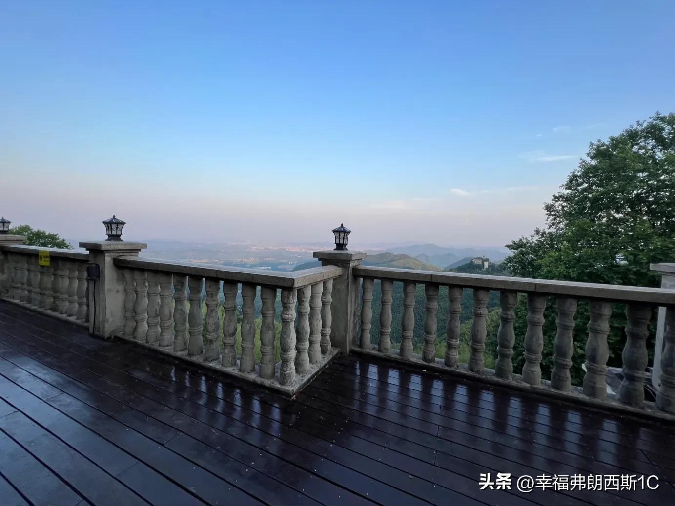 想给生活放个假,请记得给自己的生活放个假