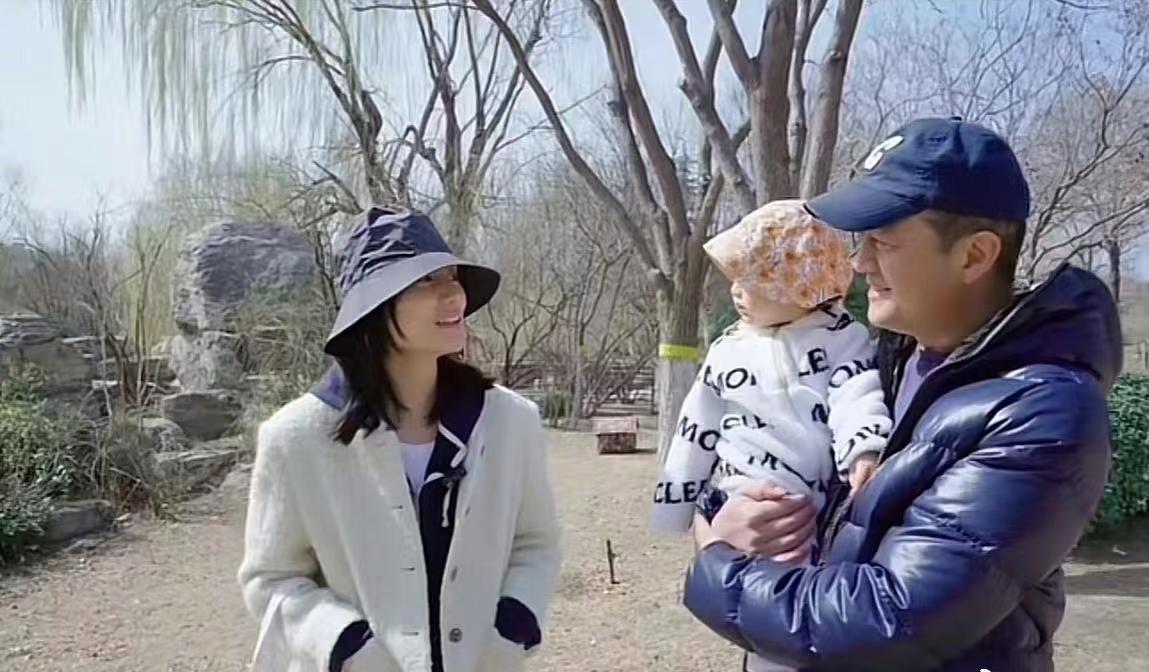 王菲谢霆锋二个人还在一起吗,王菲谢霆锋现在同居了吗