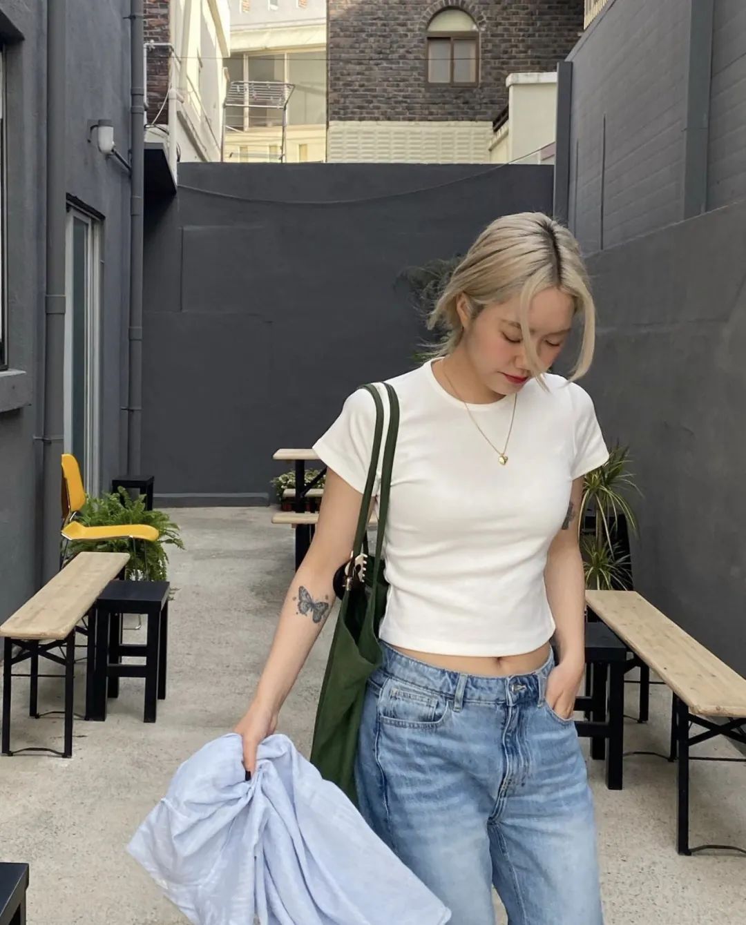 黄黑皮穿搭技巧,黄黑皮穿衣教程