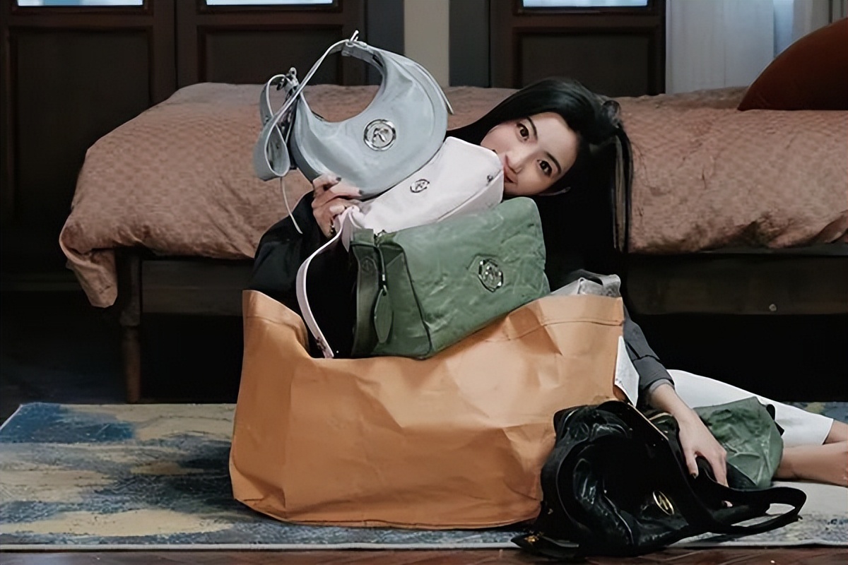 低调小众皮具品牌,复古皮具品牌