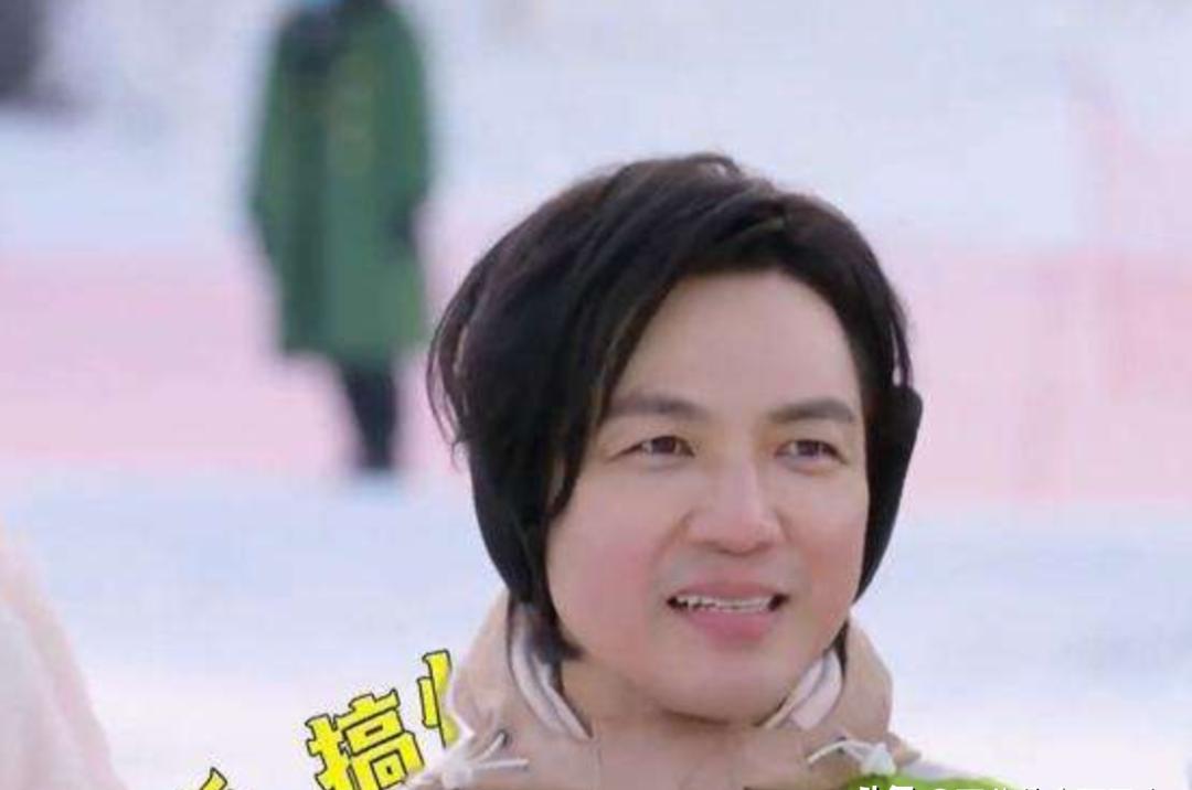 明星脸部僵硬的图片,很多明星脸僵是怎么回事