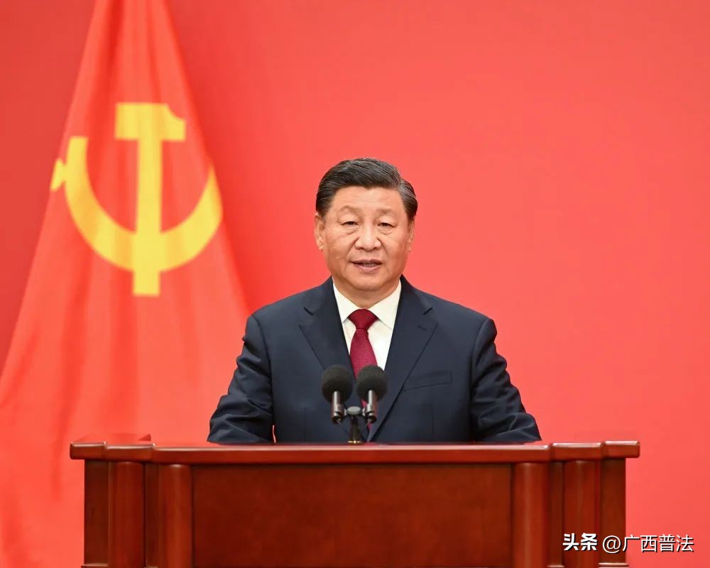 新一届中央领导机构产生纪实