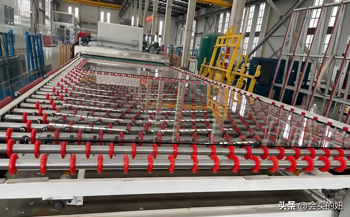 大玻璃和小玻璃哪种好,新型大玻璃应该注意些什么