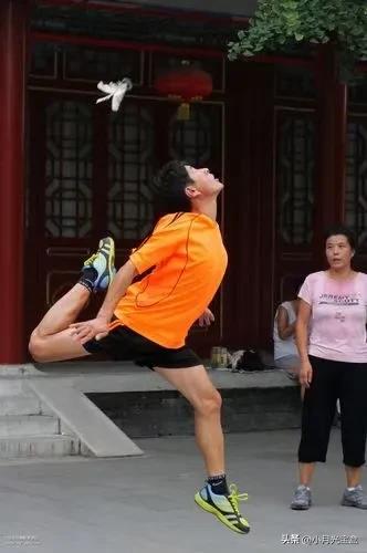 踢毽子歌曲,踢毽子操30分钟完整版