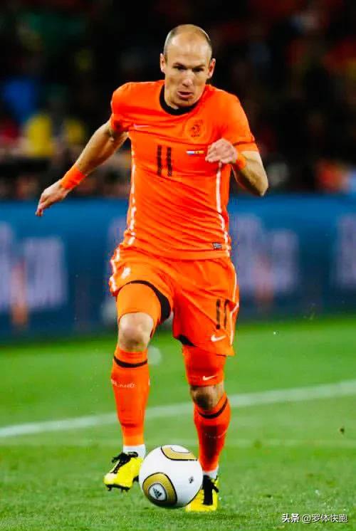 足坛牛人罗本视频,足球史50大巨星罗本