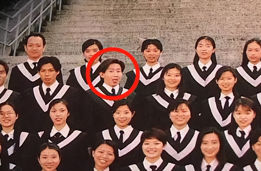 4年时间“封杀”两次，五登春晚后销声匿迹，刘谦经历了什么？