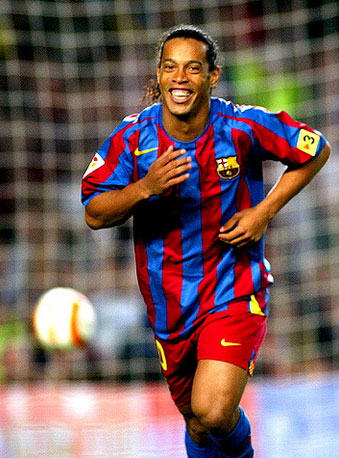 2017足坛十大年轻中场,足坛十大中场大师里瓦尔多