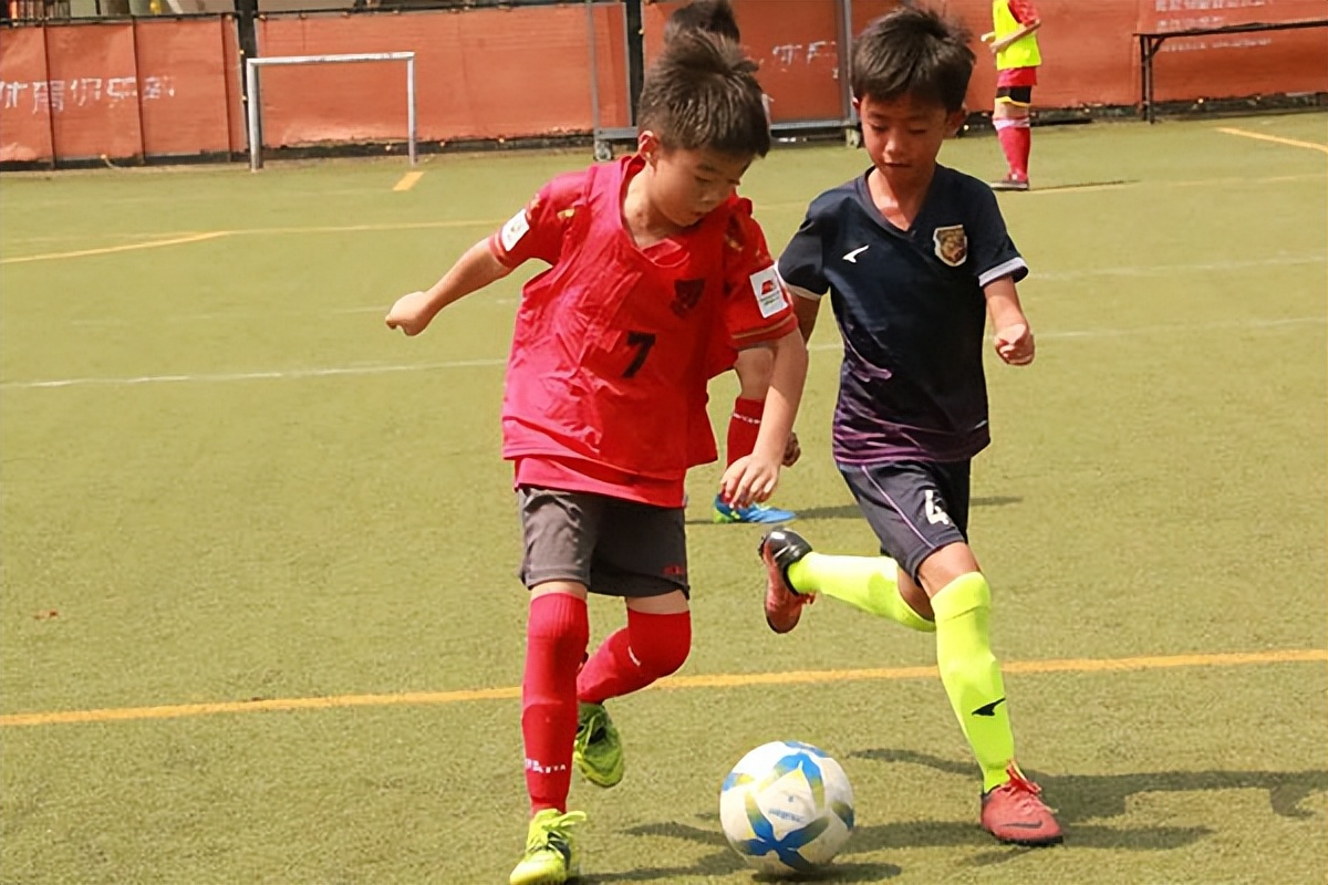 相聚完整版比赛,绿茵杯足球比赛