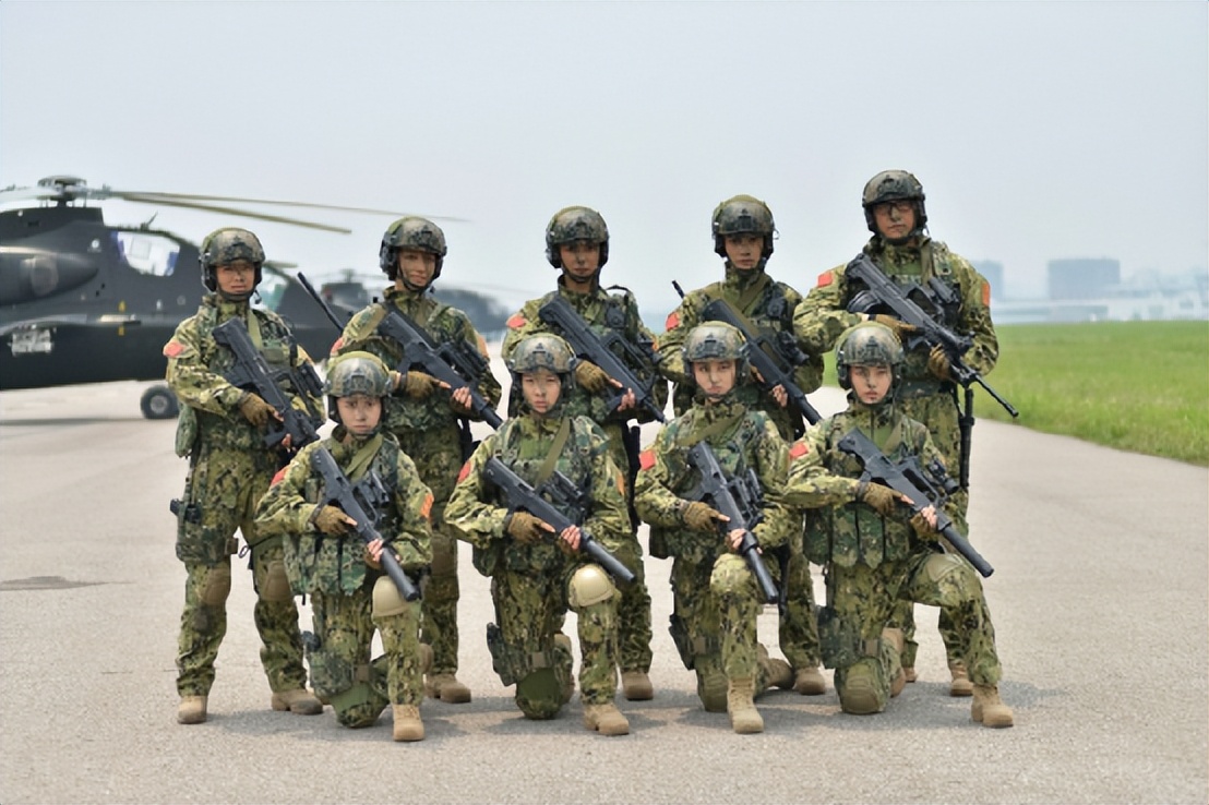 特种兵之火凤凰演员再聚首,特种兵之火凤凰演员今昔对比