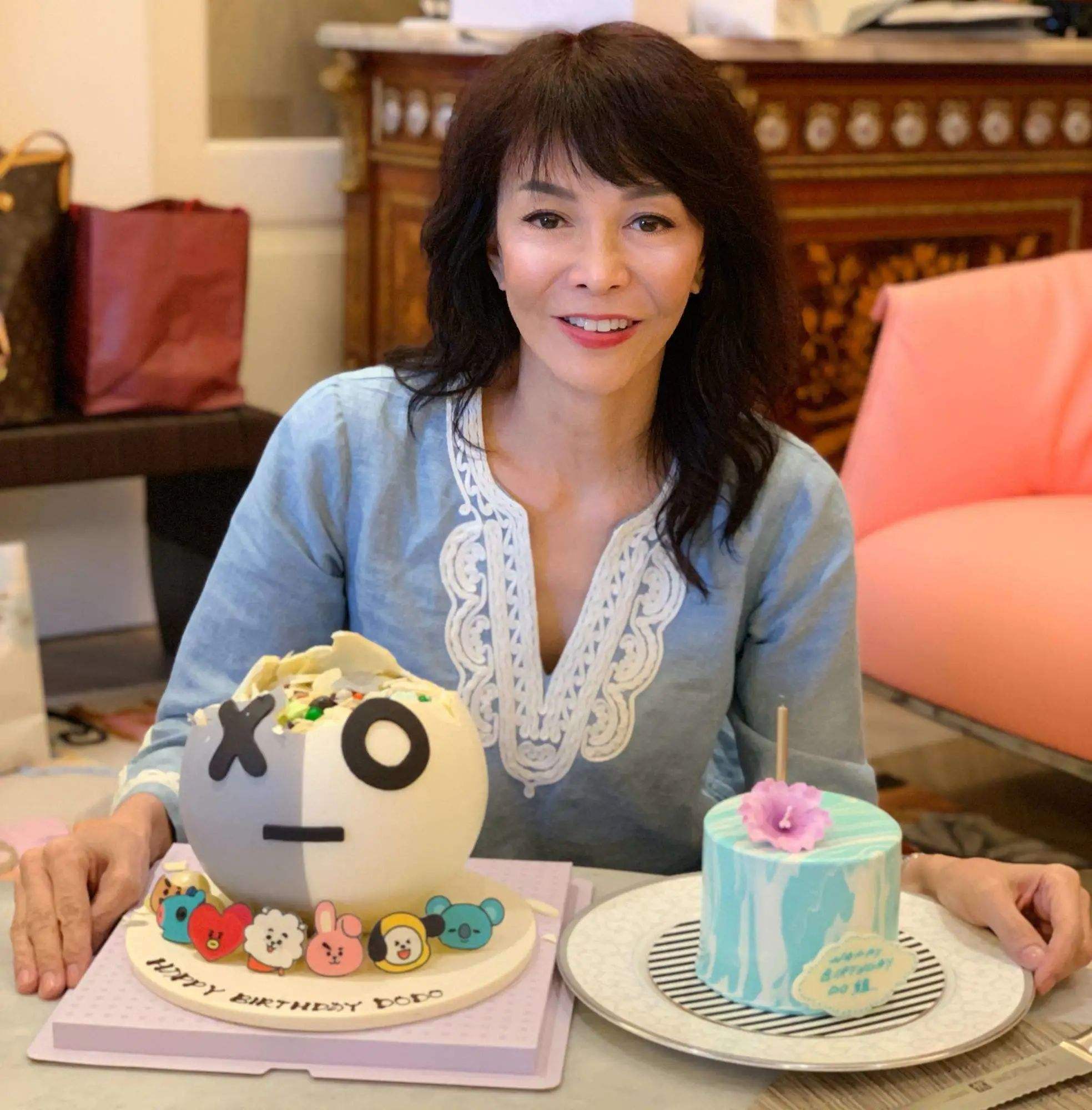 至今未嫁人的8位大龄女港星，最小42岁，个个情路坎坷，让人心疼