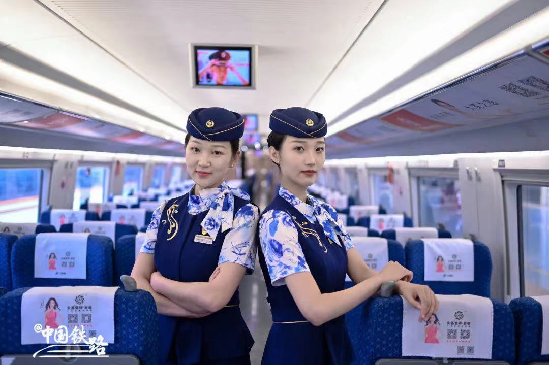 兰州铁路局高铁夏季制服,广州高铁乘务员制服