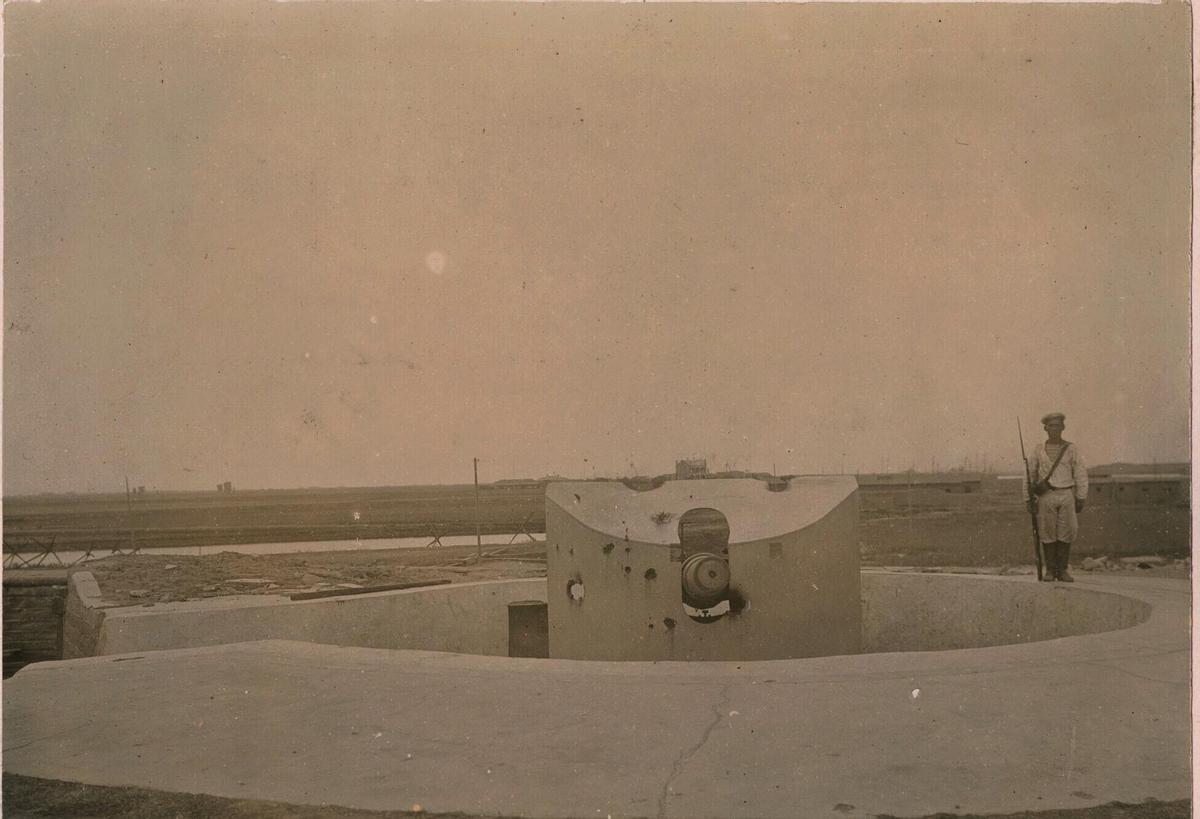 1949年，毛主席进北平时的一组老照片，穿着军棉大衣气场强大