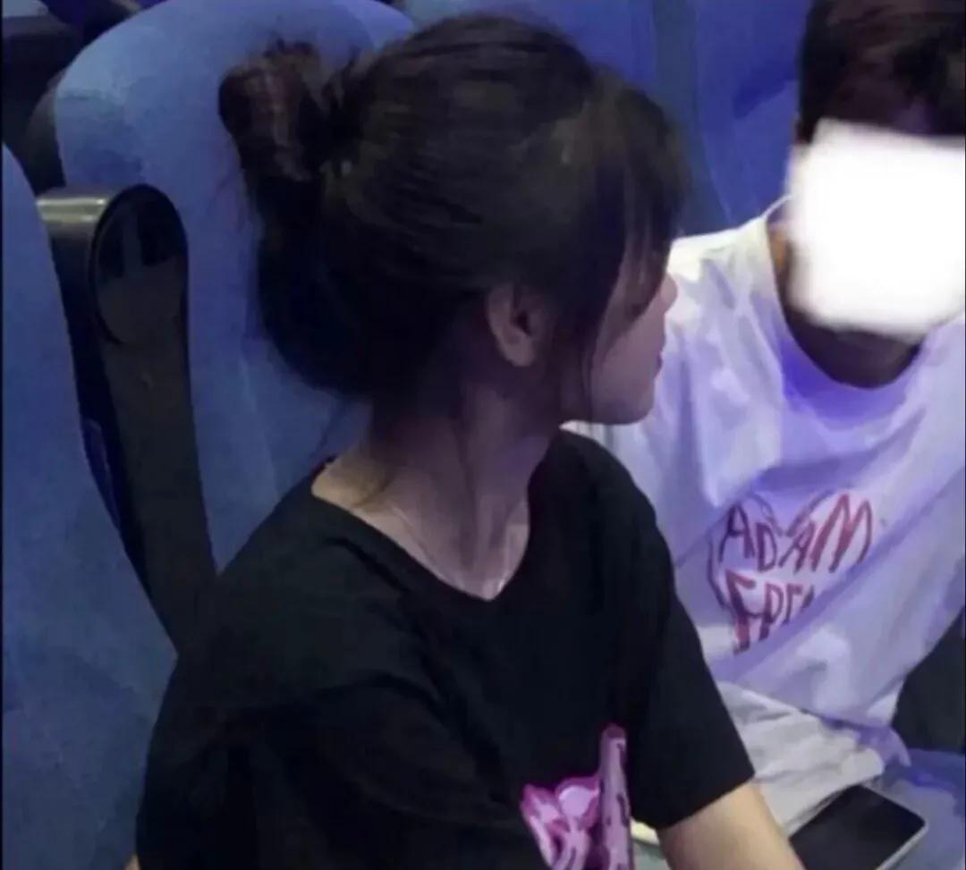 520创意文案图片,520浪漫文案黄金珠宝店