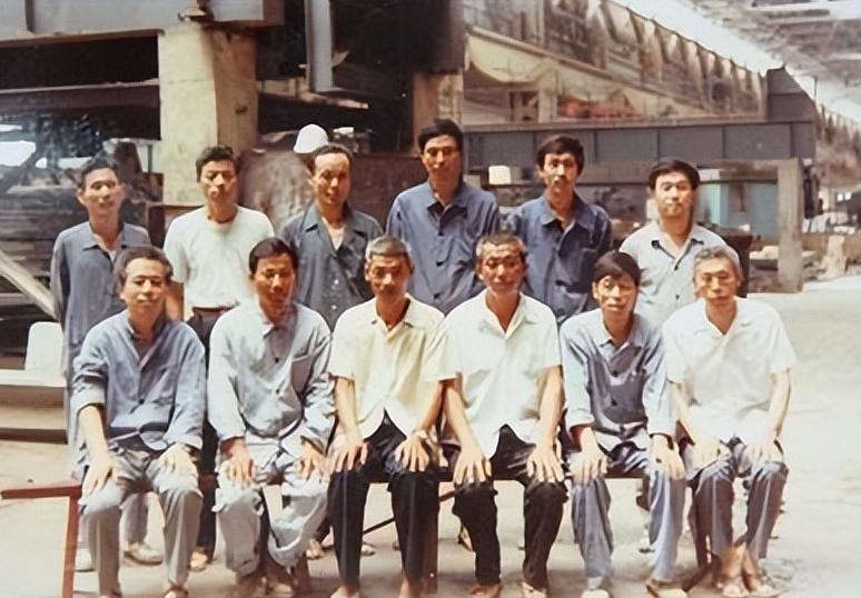 马斯克能还上许家印所欠的钱吗,马斯克当全球首富后屡遭逼捐