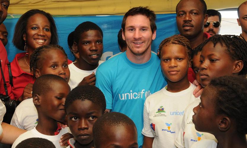 梅西第7次荣膺世界足球先生,梅西第7次拿到世界足球先生