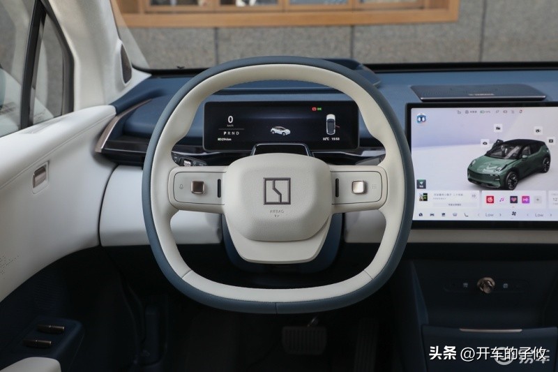 上海车展极氪zeekrx落地价,极氪zeekrx试驾车