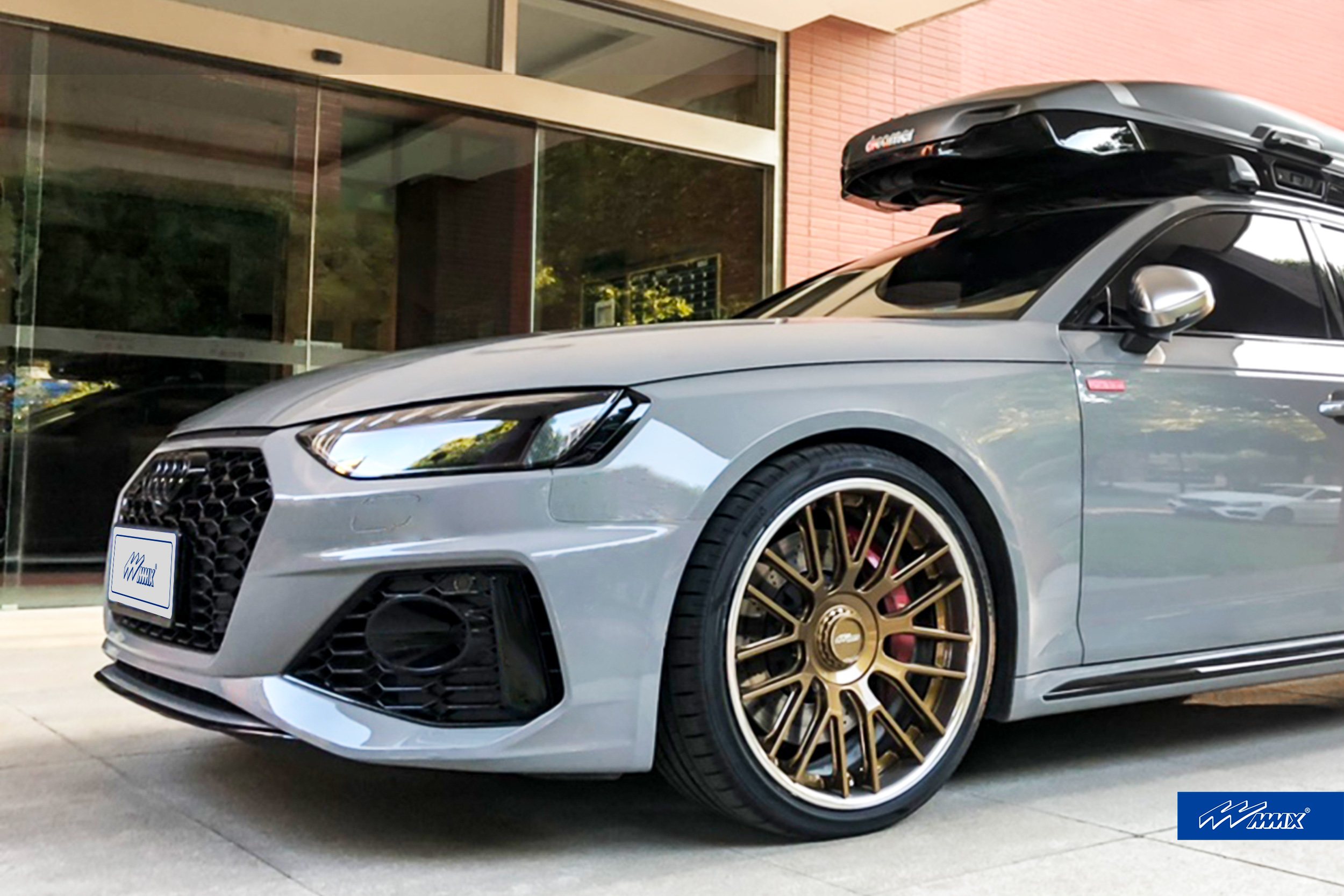 奥迪rs4轮毂,奥迪rs4最佳改装