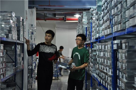 莆田鞋被骗的套路,莆田鞋为什么能以假乱真