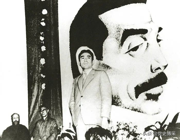 两位伟人的“神交”——鲁迅与周恩来