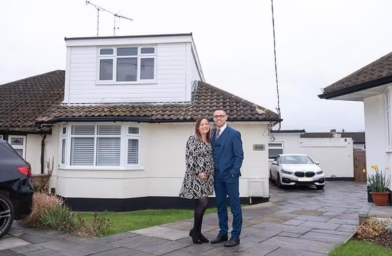 英国现在建的房子样式,英国现代农村房子