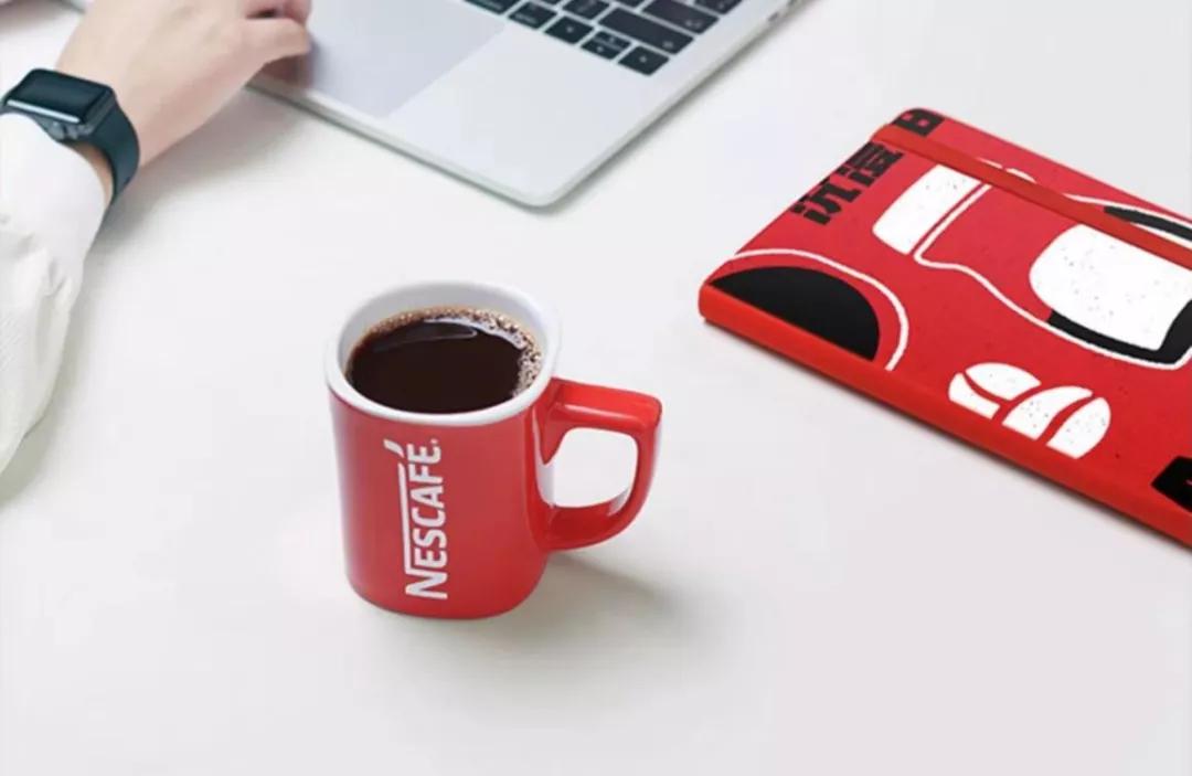 雀巢转型失败案例,雀巢塌房