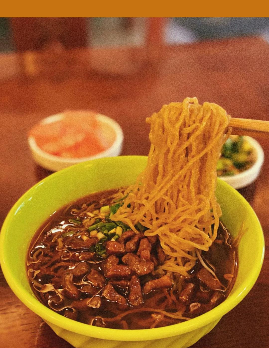 脆哨，一个善于「和稀泥」的黄金龙套