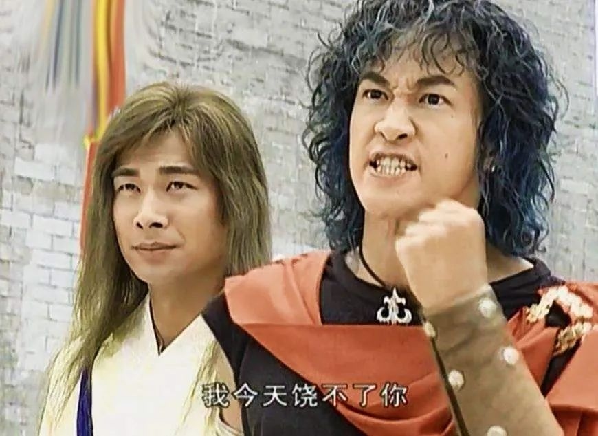 花200块钱烫的头,花二百块钱烫头