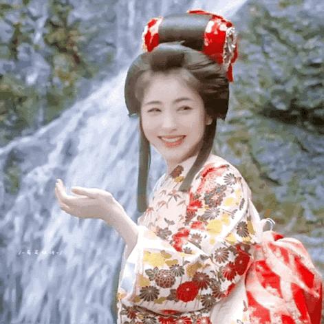 桥本环奈和福原遥两人长得好像,日本男性梦中情人