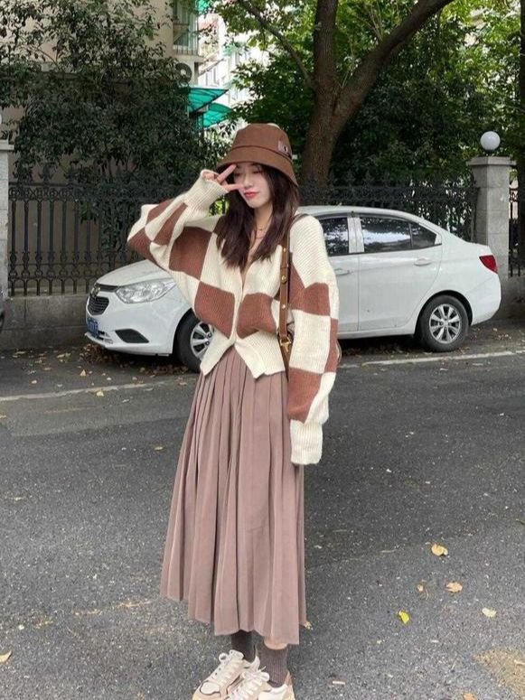 女士时尚百褶裙冬季,百褶裙女高端短