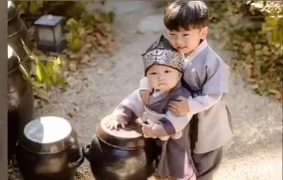 辽宁姑娘赴韩留学回国当服务员，兼职改变了命运，嫁韩国富二代