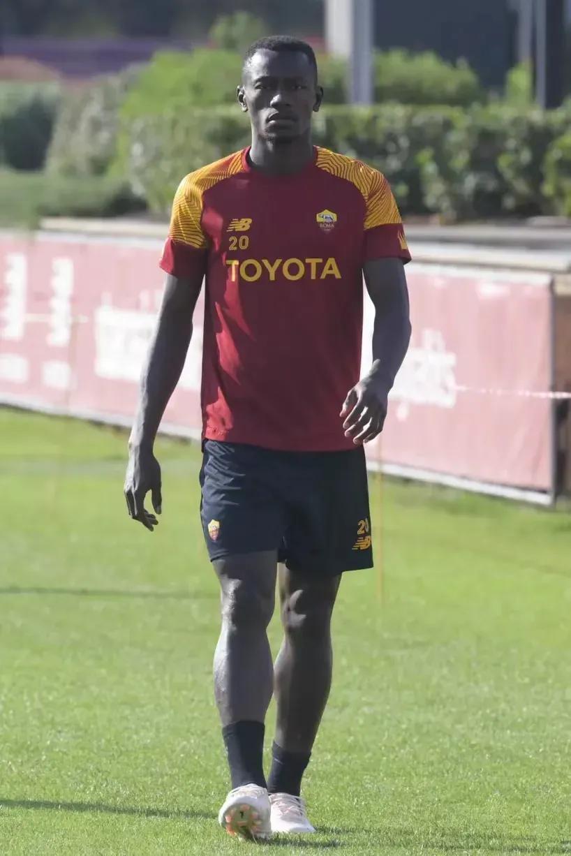 罗马越来越适应穆里尼奥的想法,罗马中场