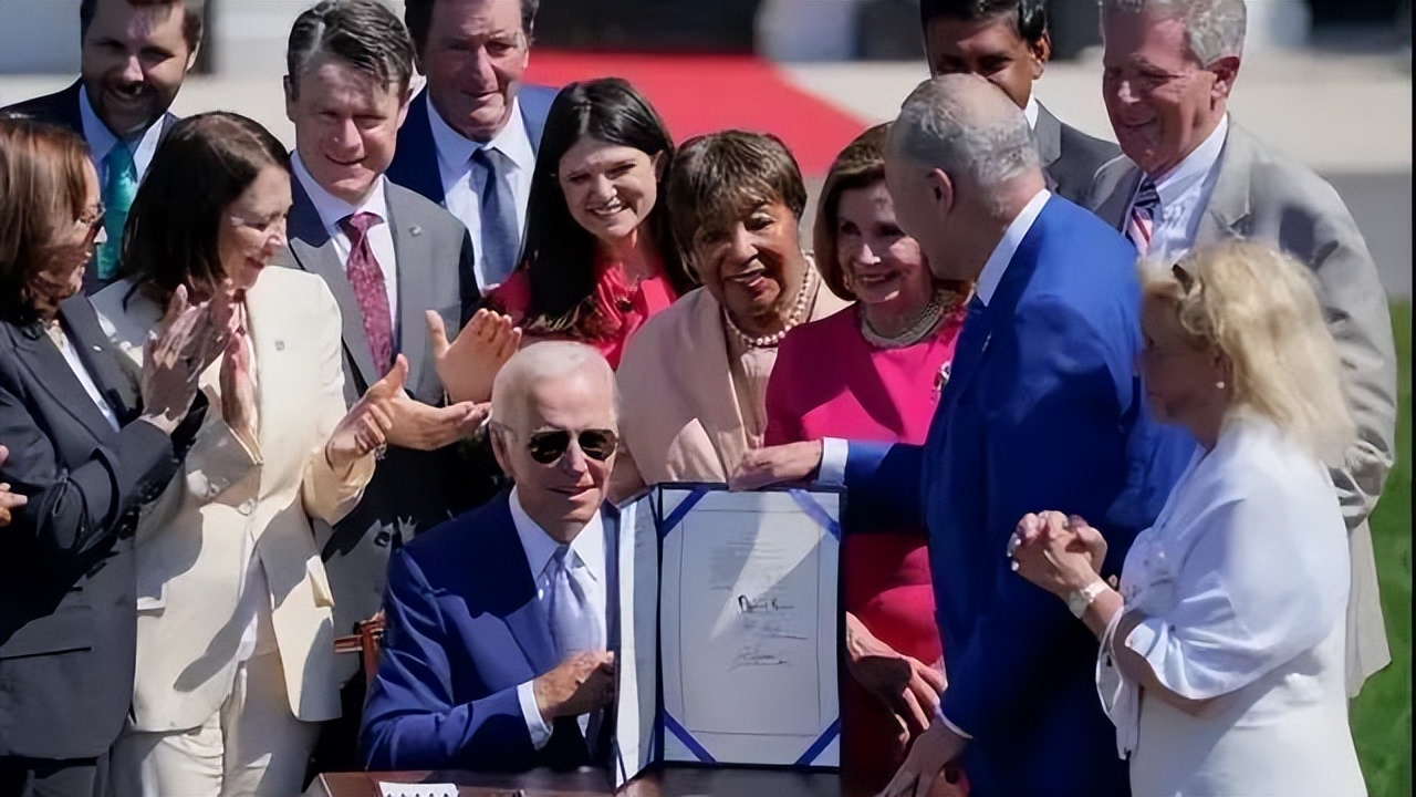 美国升级对华芯片战的影响,美国对华芯片战