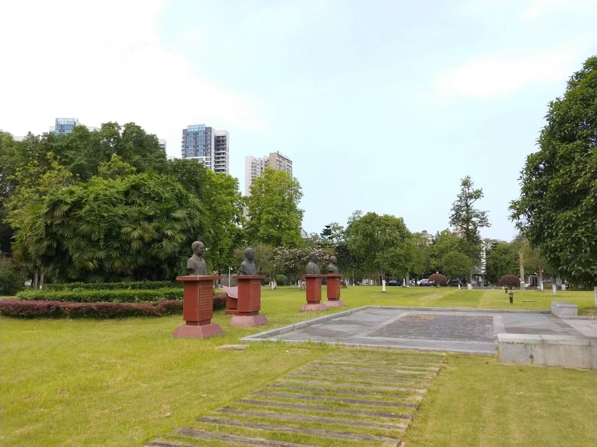 自贡市蜀光中学全貌,自贡市蜀光中学主楼历史