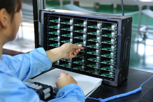 养殖水蛭一年能挣多少钱,致富经养水蛭赚500万