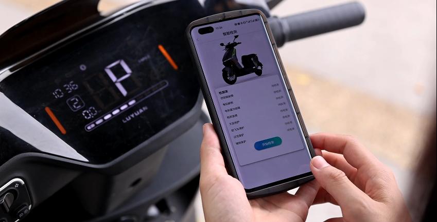 绿源液冷电动车s70真的能骑10年吗,绿源s70骑了60公里充满电需要多久