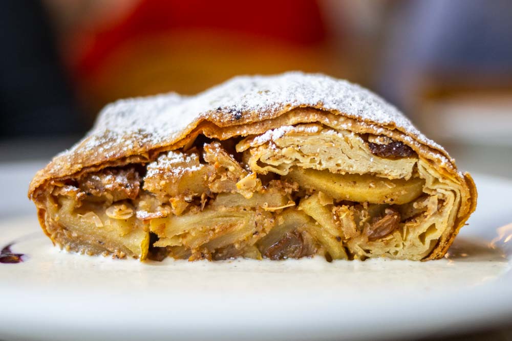 入口即化的甜点欧洲,100种无法抗拒食谱