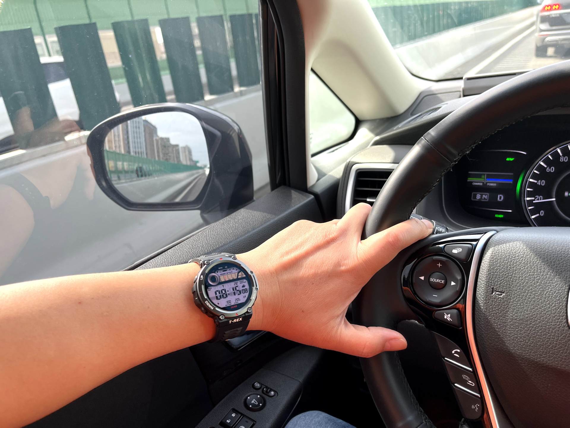 上海年入100万中年大叔,年入百万的中年男人