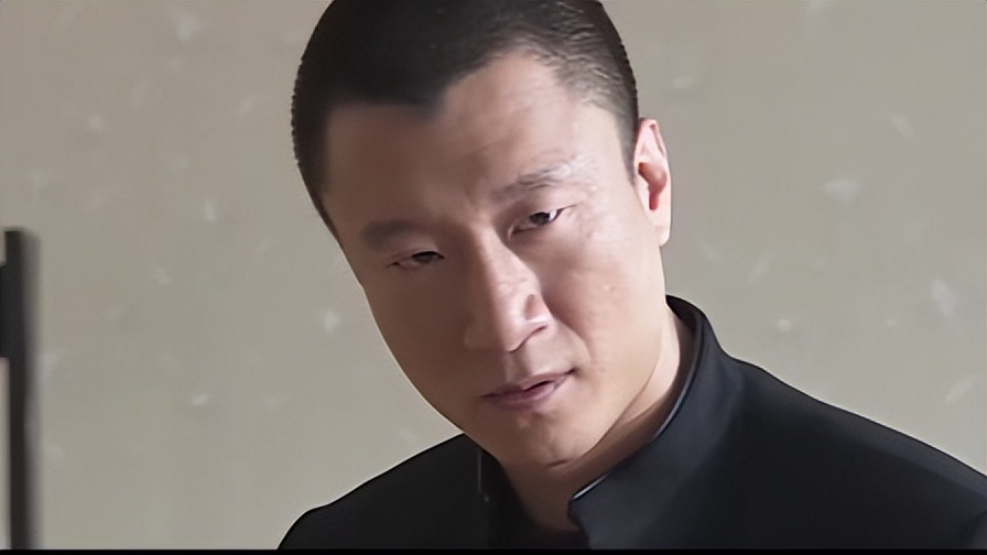 华人黑帮联手打败白人,华人黑帮对战意大利黑手党