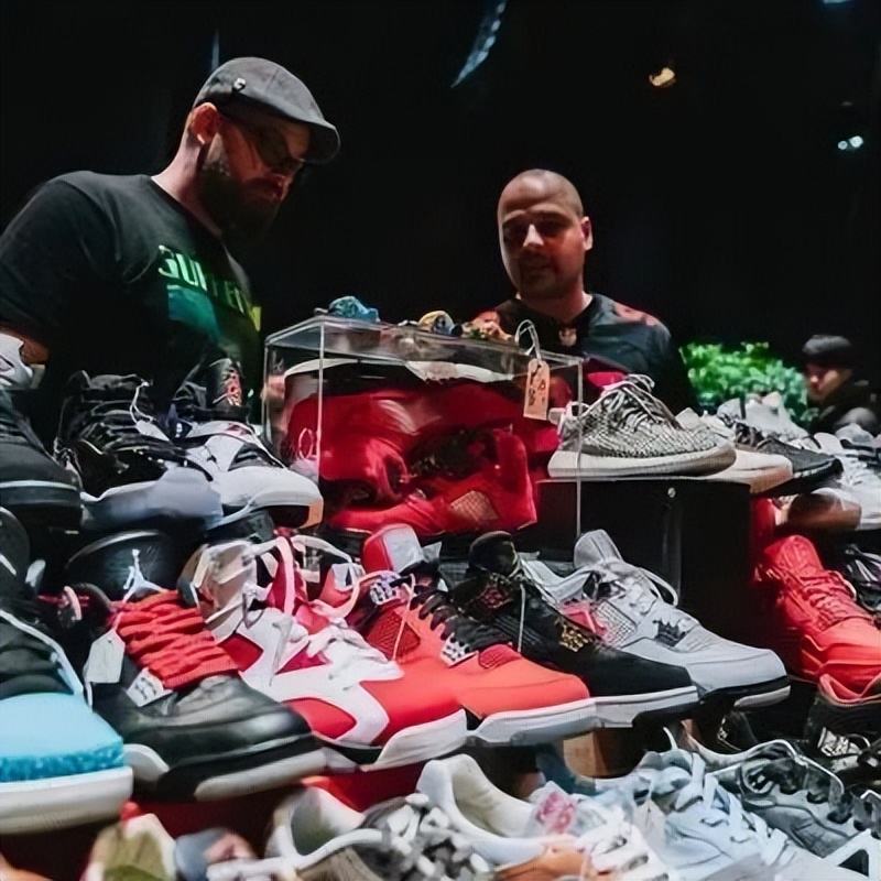 跟动漫联名的休闲鞋都有什么,国货和动漫的联名鞋