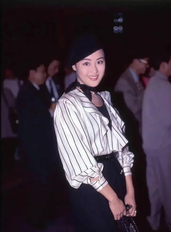 心机女搞垮富豪,拜金女把土豪搞破产完整