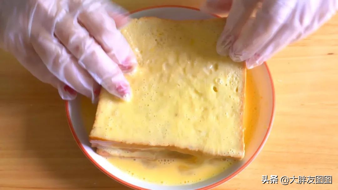 港式甜品奶露多士做法,港式漏奶华做法