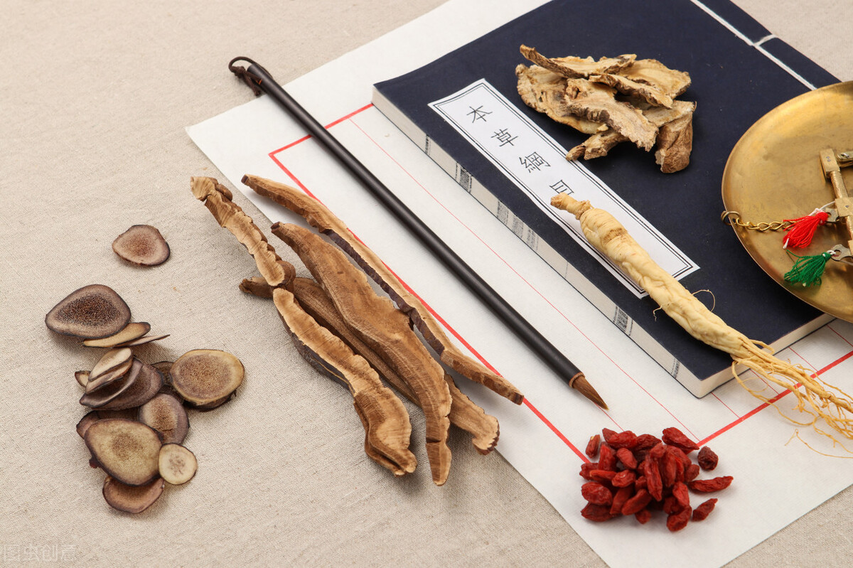 肾阴阳双虚脾虚肝火旺肾精亏损,肝火旺滋阴潜阳