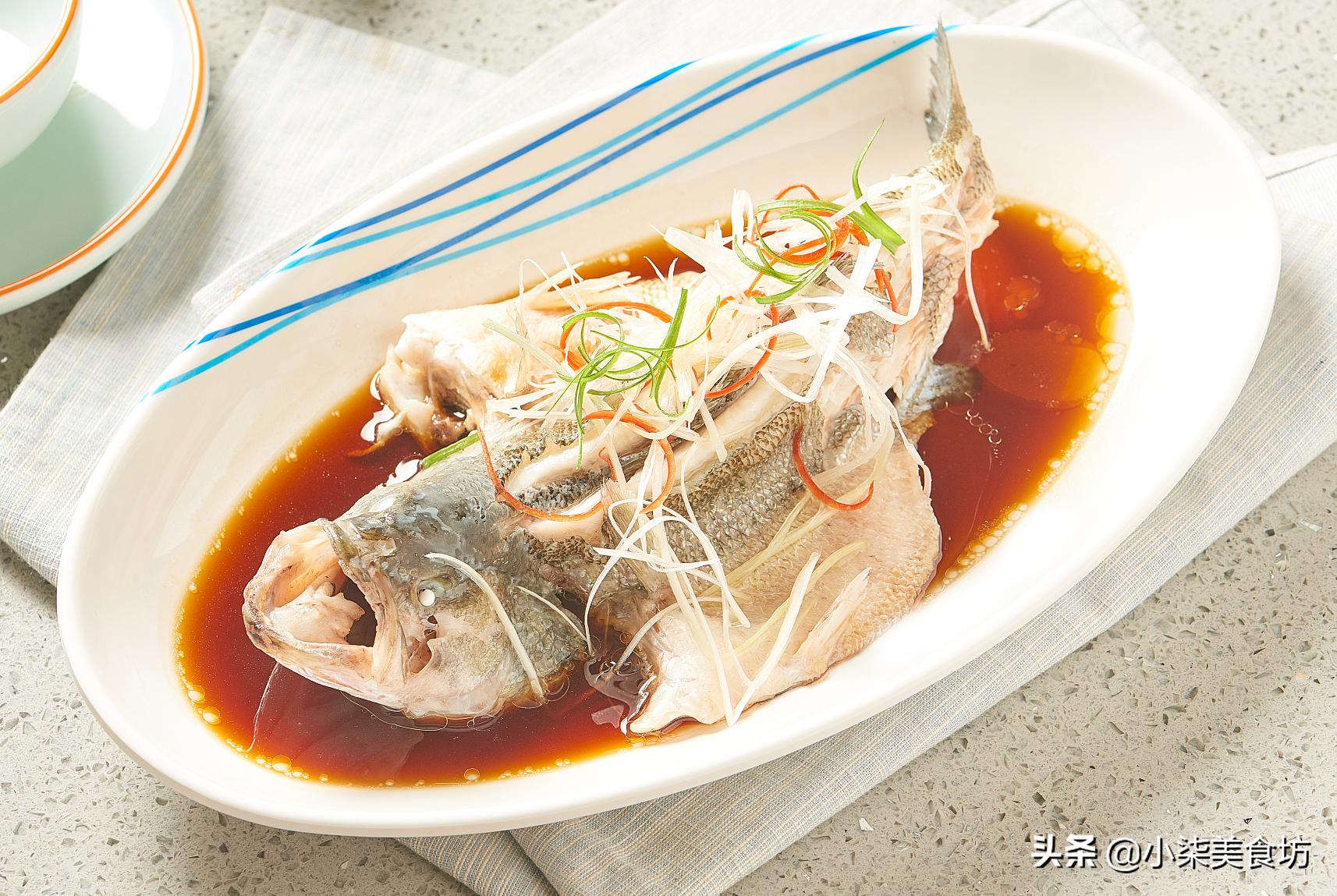 买鲈鱼挑大的还是小的,鲈鱼买的肚子特别肥的好吗