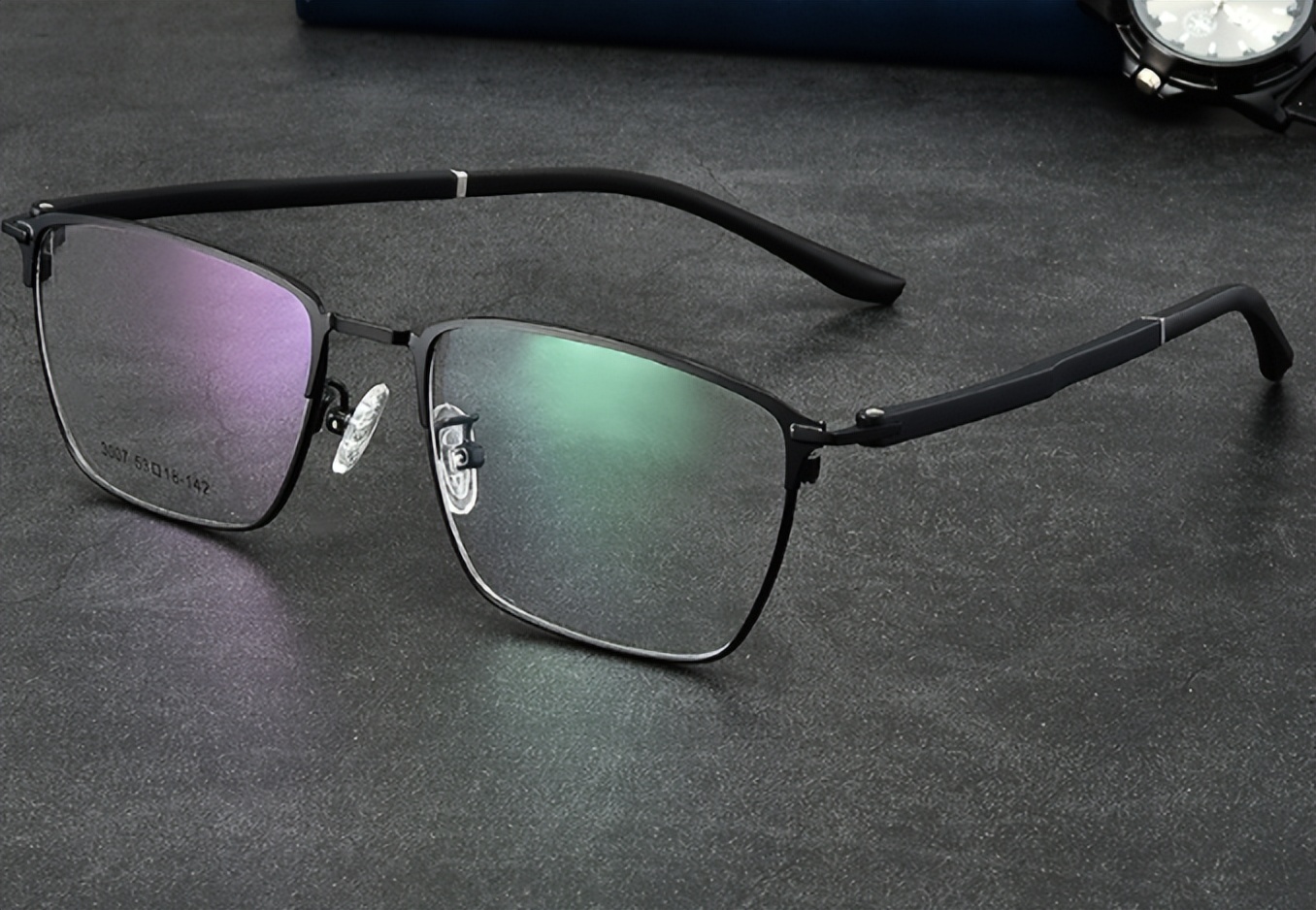 值得收藏的40家店铺,2000价位的眼镜推荐依视路