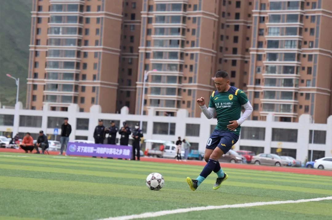 驰骋杯篮球赛,甘南足球争霸赛