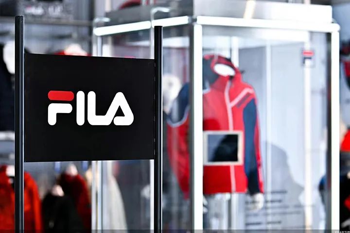 安踏重新启动fila业务是哪一年,安踏零售最新消息